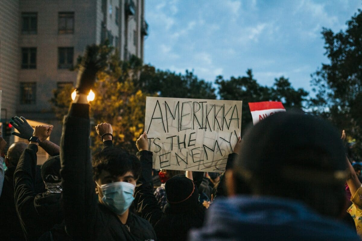 When Do Villains Become Heroes?